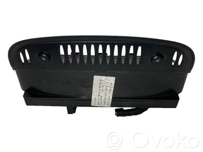 Screen / display / small screen