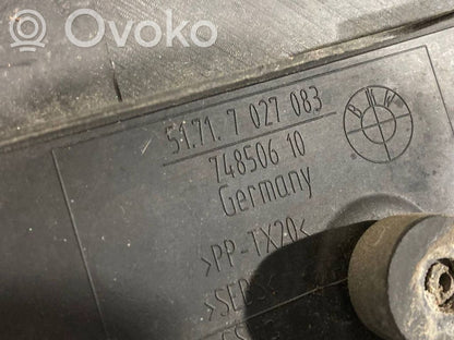 Stikla tīrītāja slotiņas