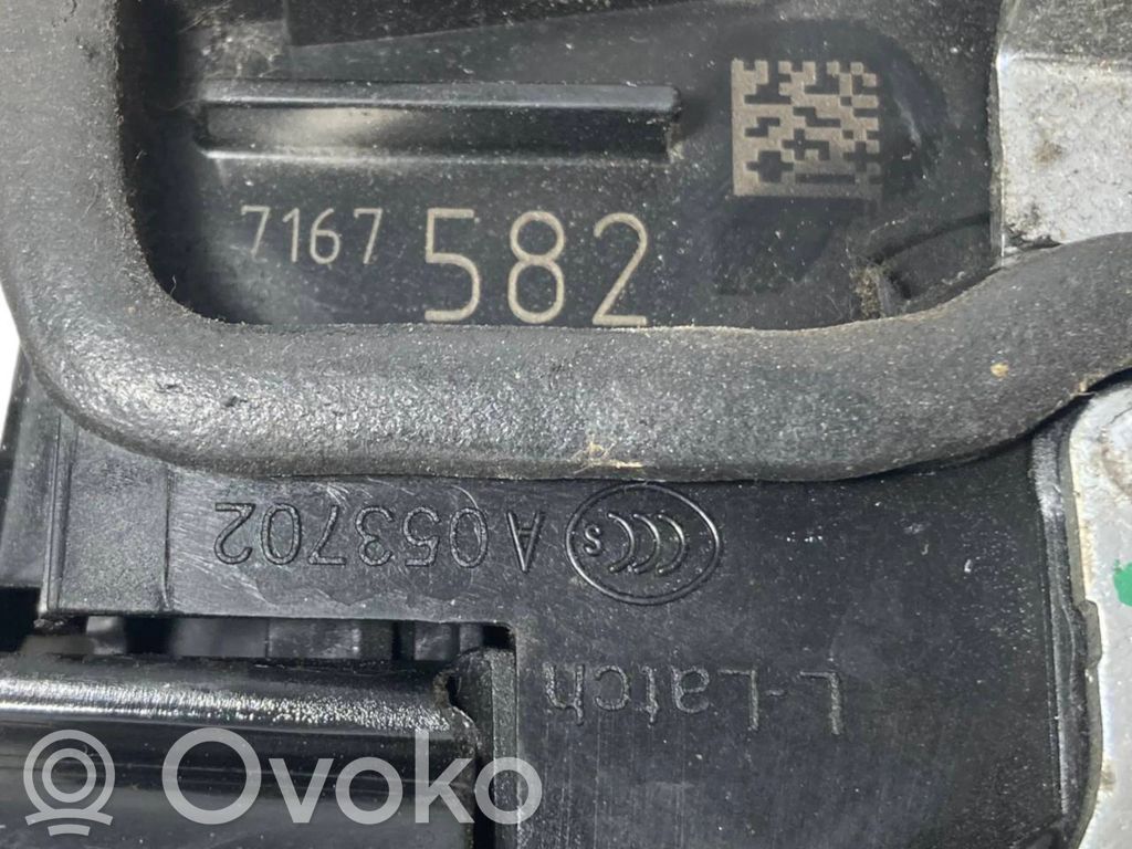 Priekšpusē slēdzene