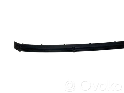 Dekoratīvās aizmugurē bampera ulikas