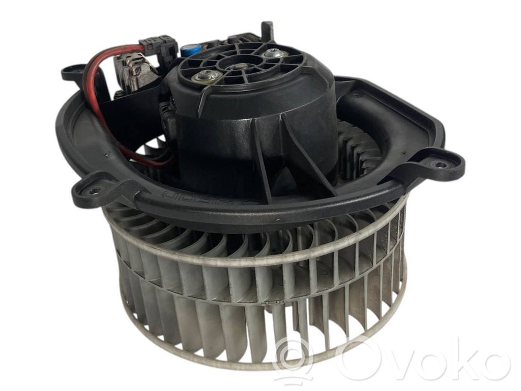 Mazā radiatora ventilators