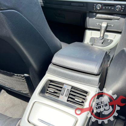 BMW 320 2008.G. E93