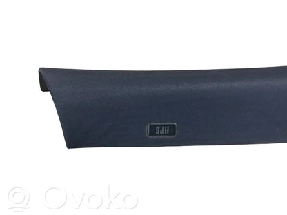 (A) statņa dekoratīvā apdare