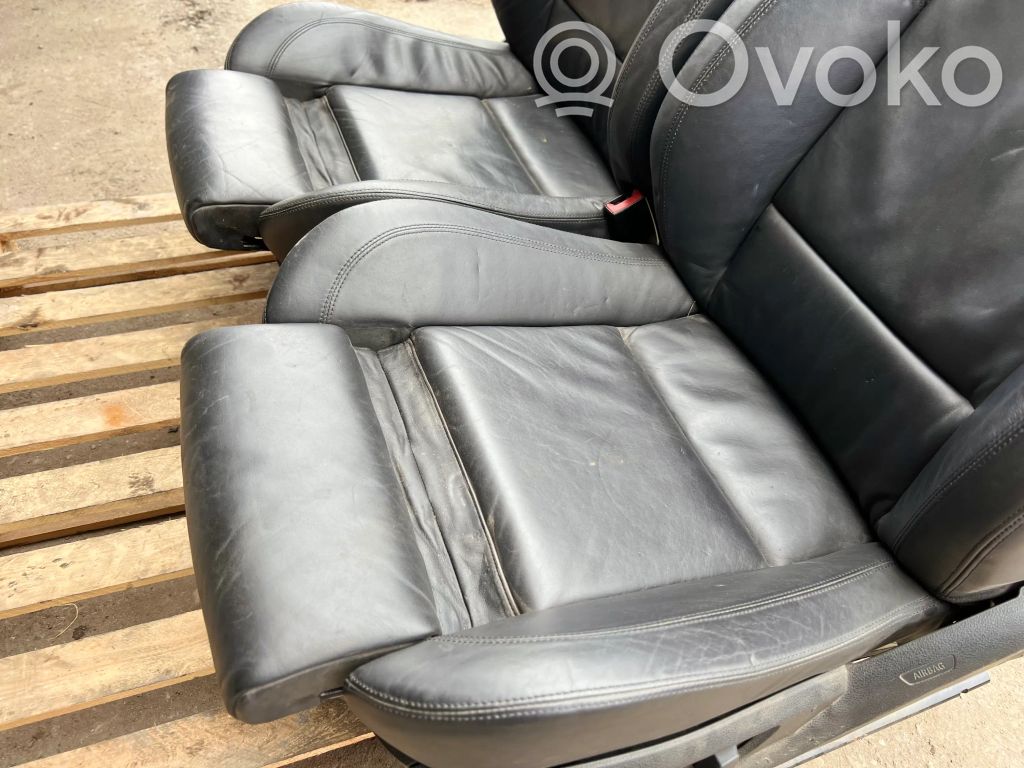 Комплект сидений