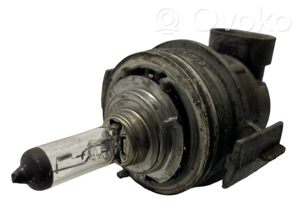 Priekšējā luktura detaļa