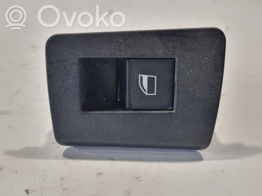 Elektrisko logu slēdzis