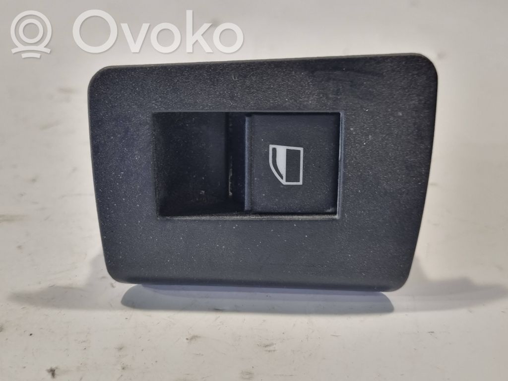 Power window switch