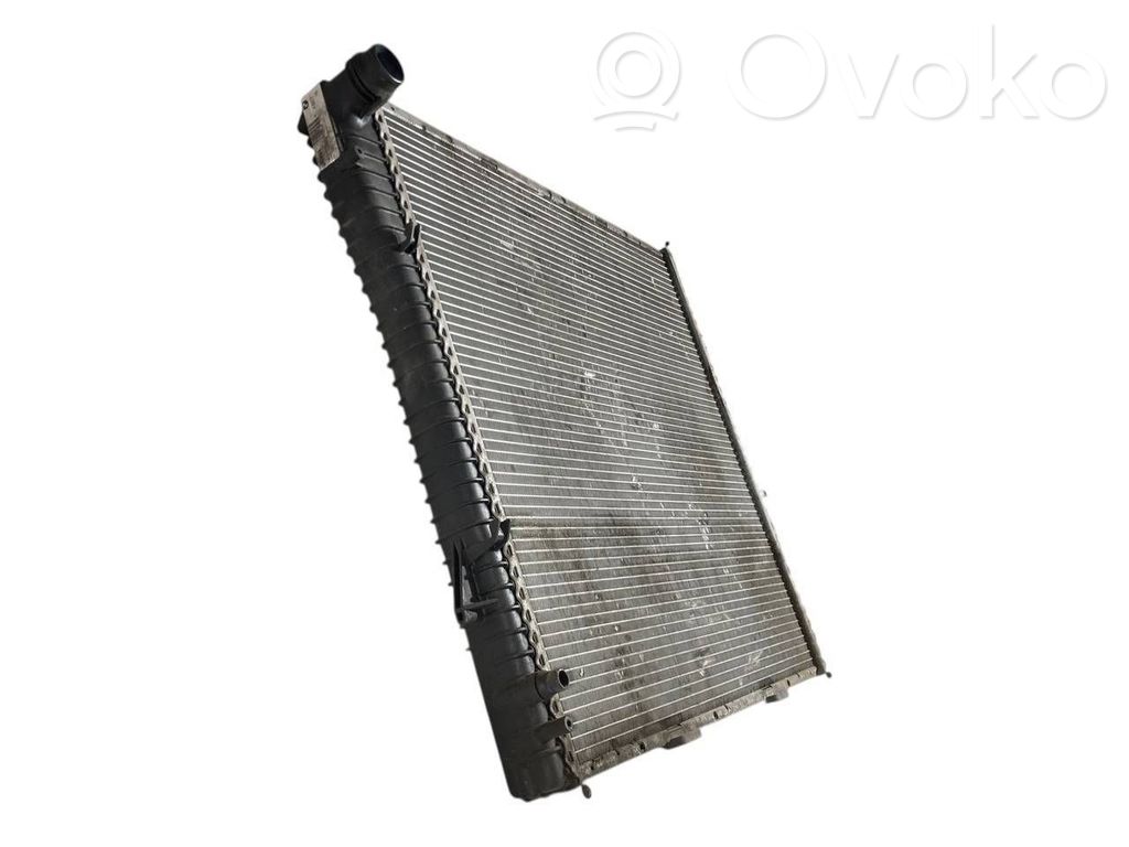 Dzesēšanas šķidruma radiators