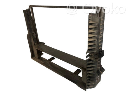 Radiatoru dekoratīvā apdare