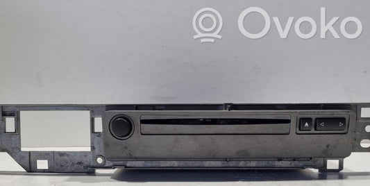 Радио / CD/DVD-плеер / навигация