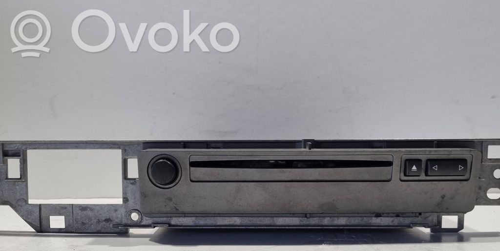 Радио / CD/DVD-плеер / навигация