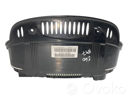 Speedometer (in the instrument panel)