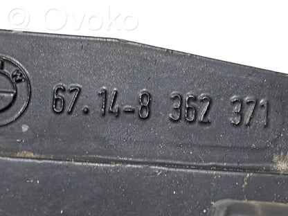 Aizmugurējā pārsega pievilcējs