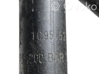 Stūres pastiprinātāja šļūtene (-es) / caurulīte (-es)