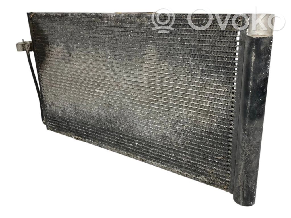 Gaisa kondicioniera dzeses radiators