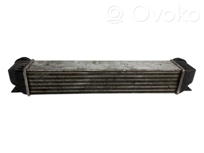 Starpdzesētāja radiators