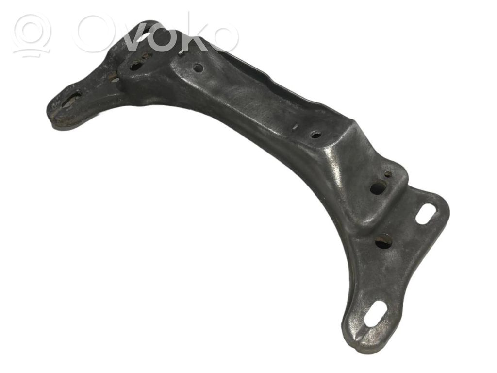 Pārnesumkārbas stiprinājuma kronšteins