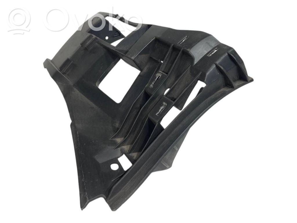 Priekšpusē bampera turētājs