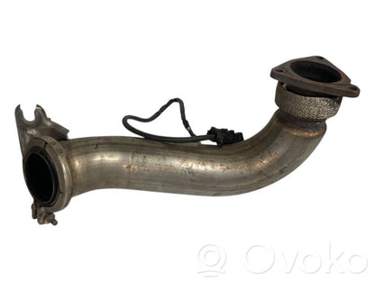 Caurulīte (-es) / šļūtene (-es)