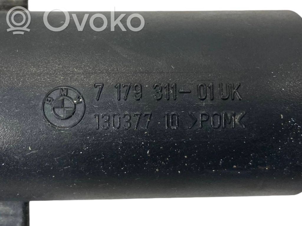 Headlight washer nozzle(s)