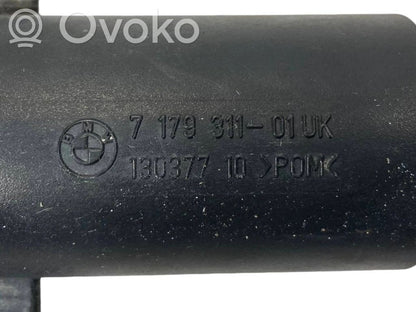 Headlight washer nozzle(s)