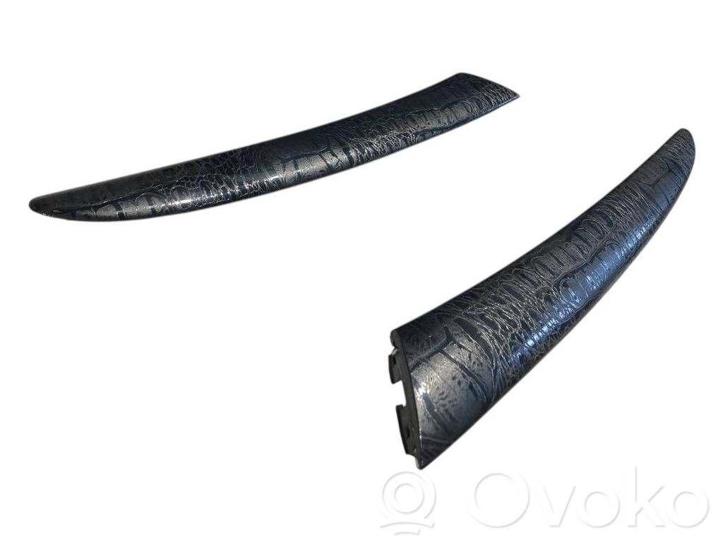 Salona dekoratīvās apdares komplekts