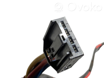 Rokas bremzes elektrības vadi