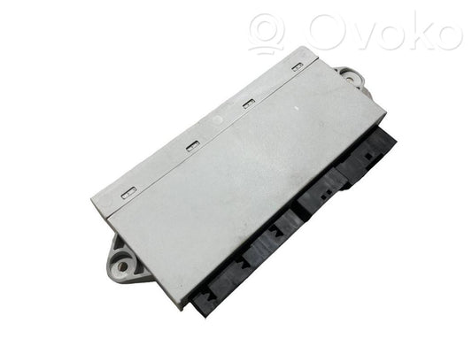 Durvju vadības bloks