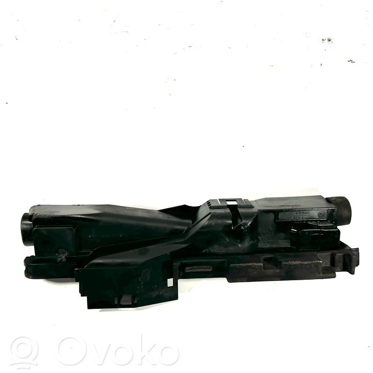 Держатель/кронштейн радиатора(ов)