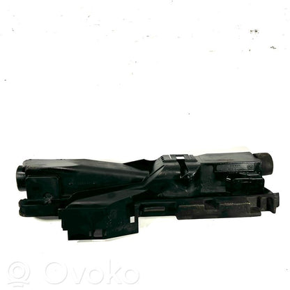 Держатель/кронштейн радиатора(ов)