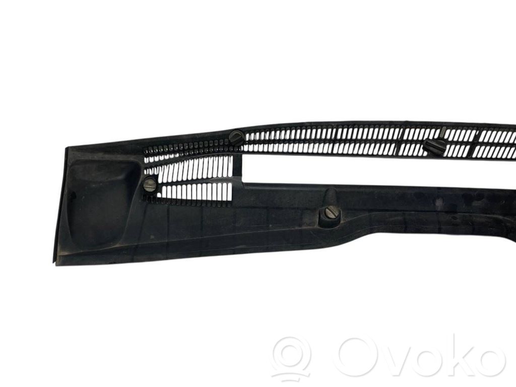 Stikla tīrītāja slotiņas