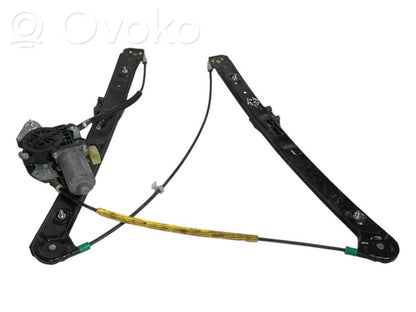 Priekšpusē elektriskā loga pacelšanas mehānisma komplekts