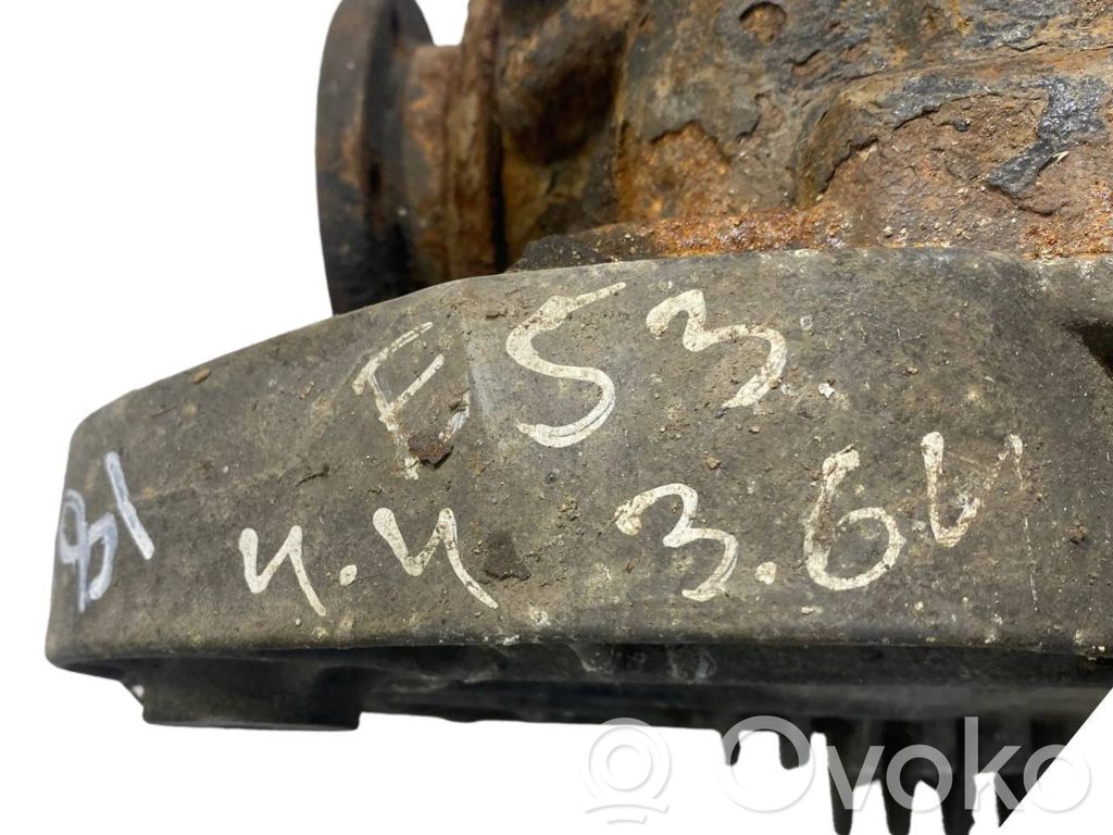 Aizmugurējais reduktors