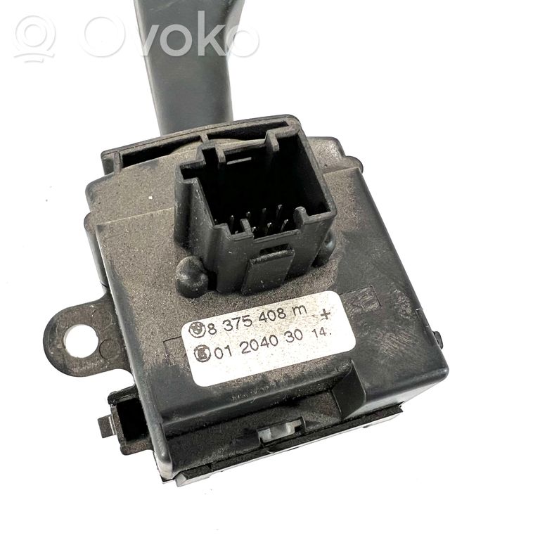 Stikla tīrītāju slēdzis