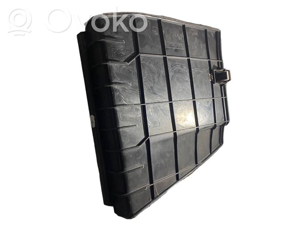 Боковая декоративная панель отделки