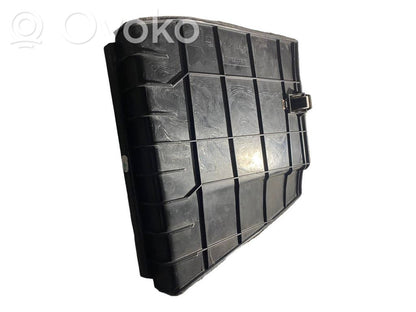 Боковая декоративная панель отделки