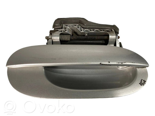 Внешняя ручка открывания