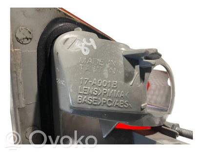 Aizmugurējais lukturis pārsegā