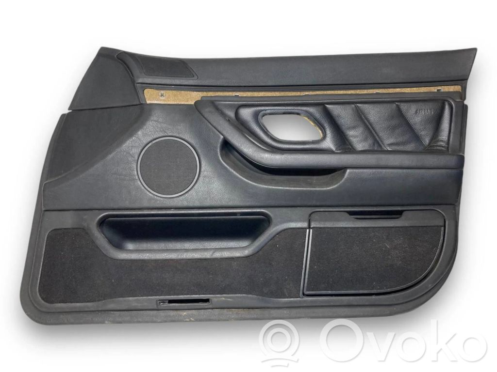 Priekšējo durvju apdare