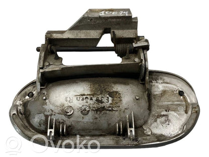 External opening handle