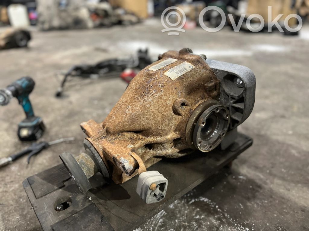 Aizmugurējais reduktors