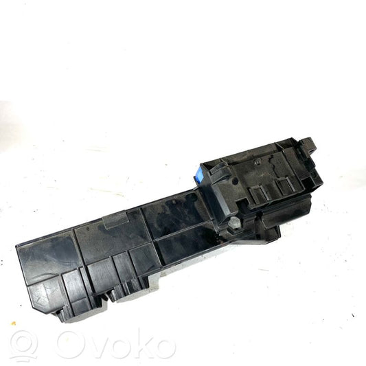 Fuse block