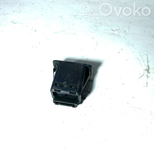 Cruise control switch