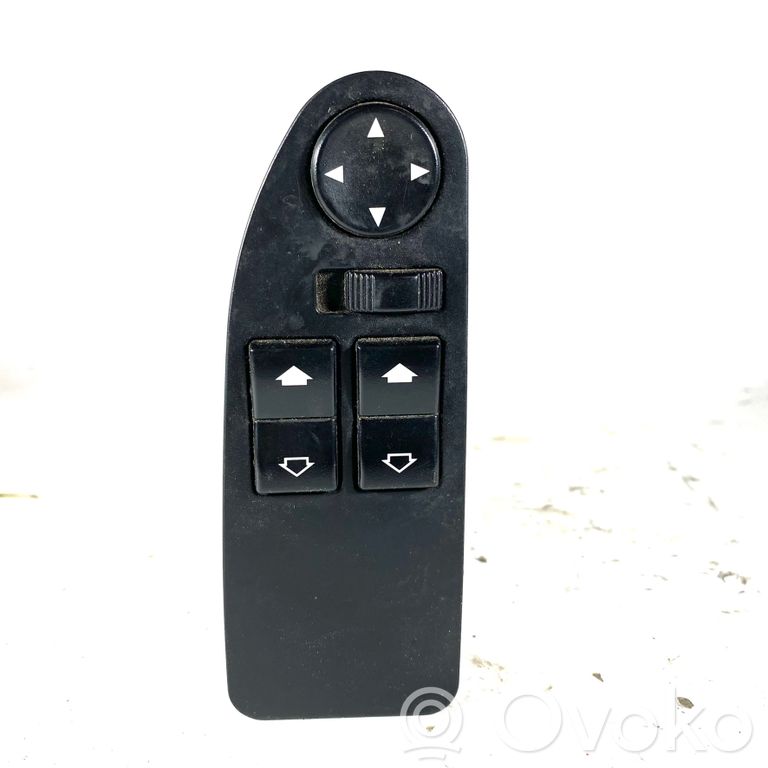 Window lift control switch(es)