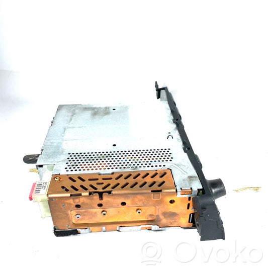 Radio / CD/DVD player / navigation