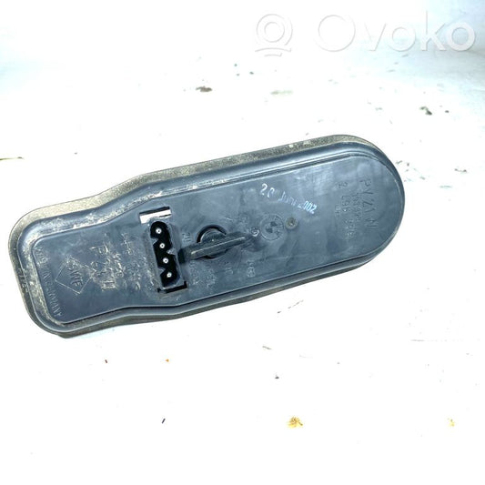 Деталь заднего фонаря