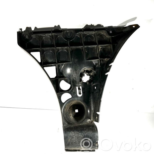 Rear bumper mounting bracket