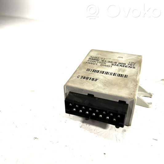 Trailer hitch control unit
