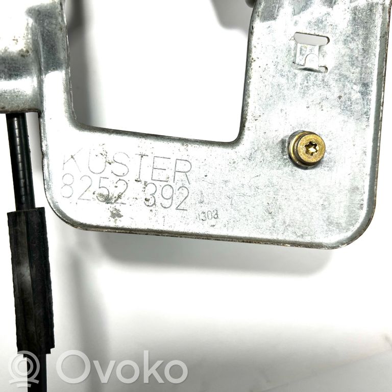 Priekšpusē elektriskā loga pacelšanas mehānisma komplekts