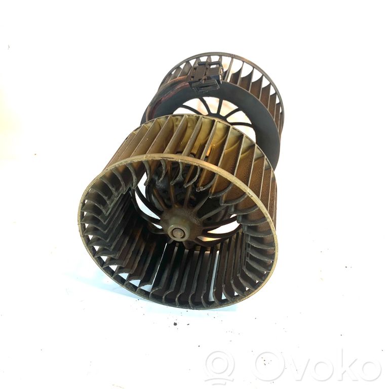 Mazā radiatora ventilators